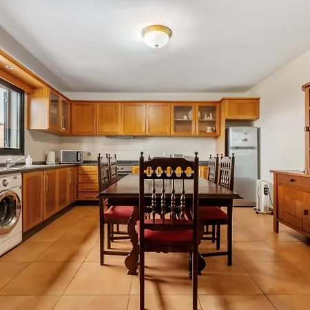 Casa Rocha * Fajã da Ovelha